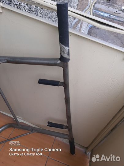 Турник настенный бу