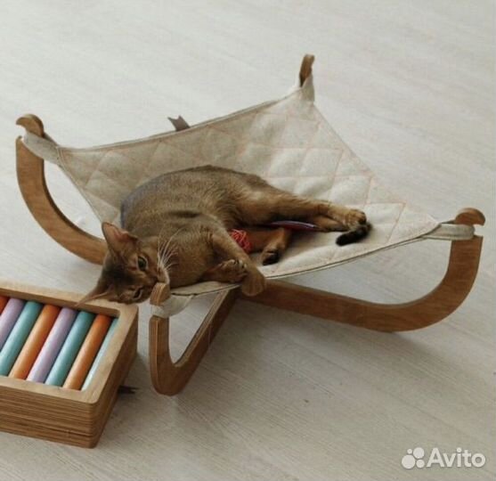 Лежанка для кошек