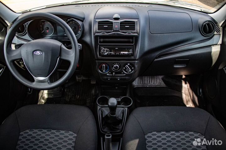 LADA Granta 1.6 МТ, 2022, 31 644 км