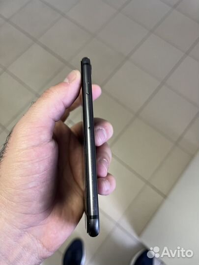 iPhone 8 64г без ремонта