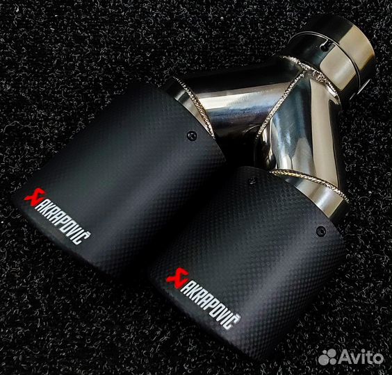 Насадка на глушитель двойная Akrapovic style 57