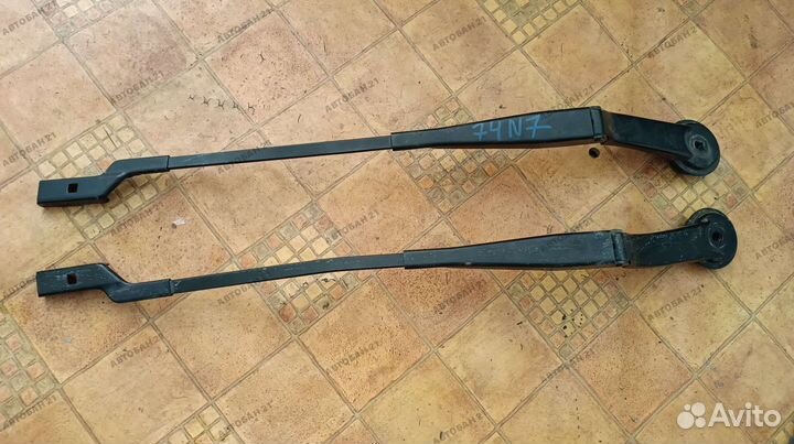 Поводок дворника Форд Фокус 3