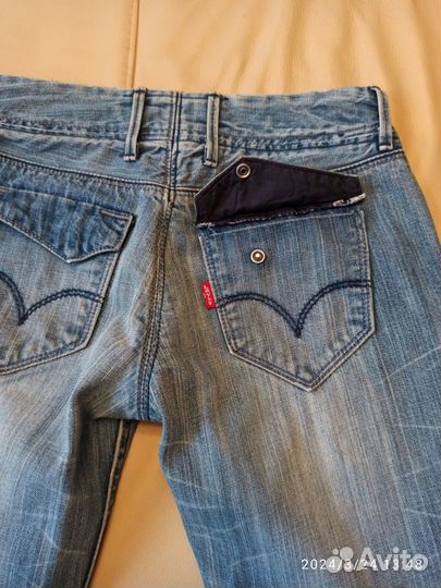 Джинсы женские Levis Blue