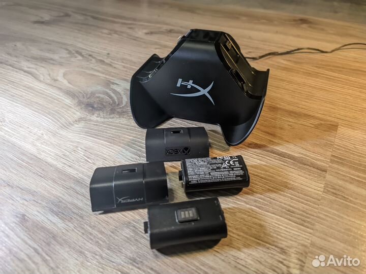 Зарядная станция HyperX ChargePlay Duo для X-Box