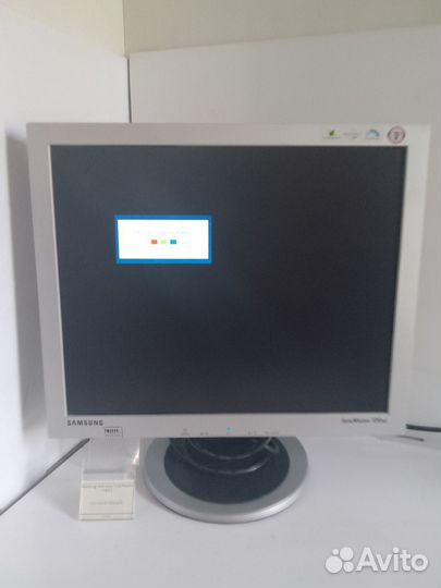Монитор Samsung SyncMaster 720NA