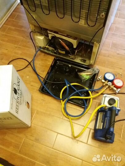 Ремонт стиральных машин/ Ремонт холодильников