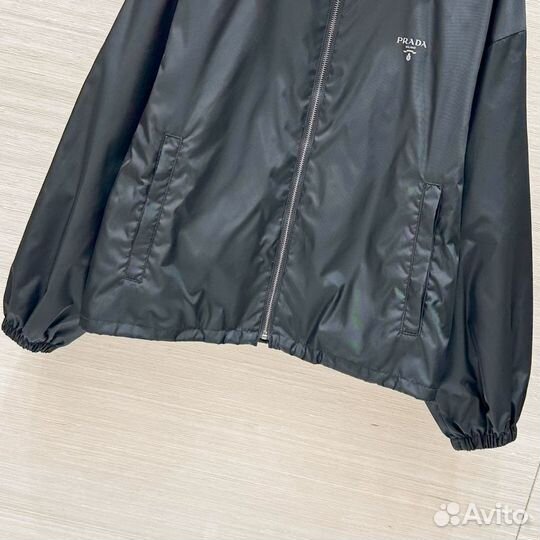 Ветровка женская Prada