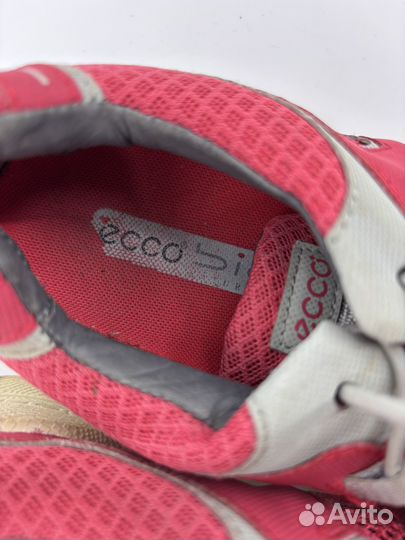 Кроссовки женские ecco