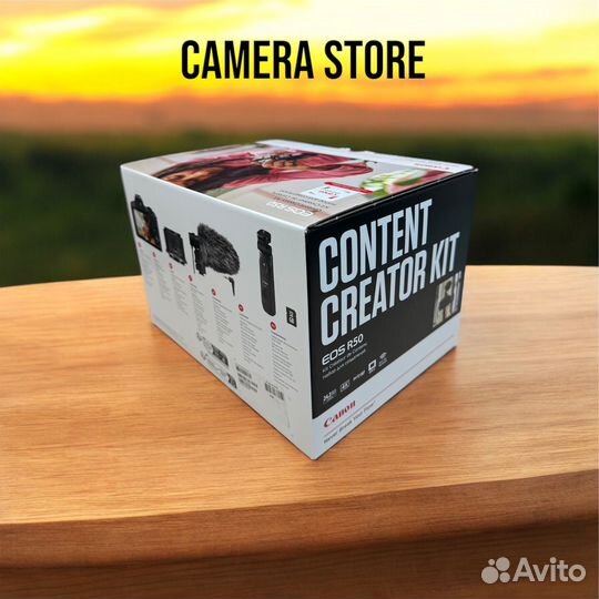 Canon EOS R50 Kit RF-S 18-45mm IS STM(Creator)