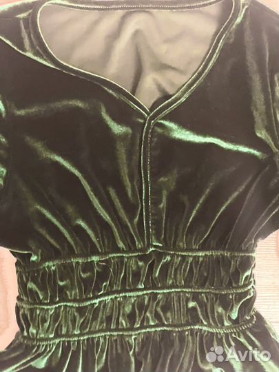Бархатная изумрудная кофта