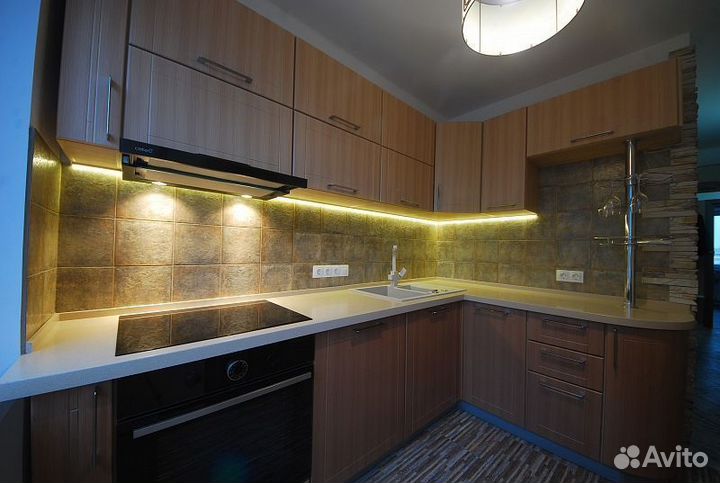 Кухня угловая на заказ. Модульная кухня