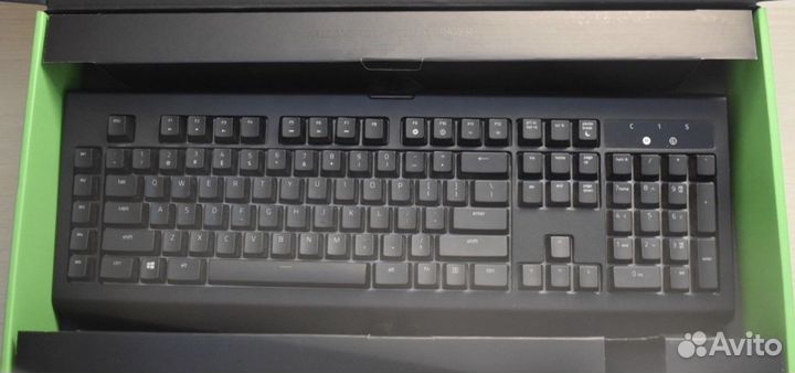 Клавиатура с подсветкой BlackWidow Chroma V2