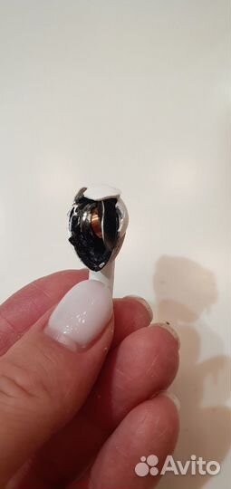 Раздавленный airpods, оригинал