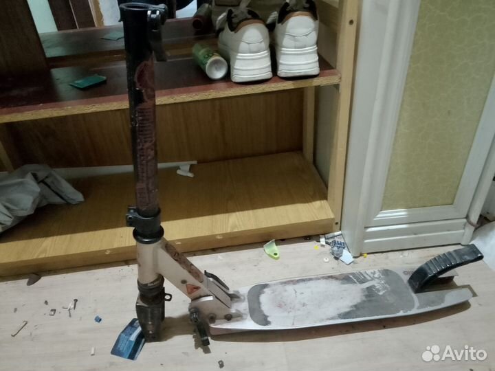 Трюковой самокат