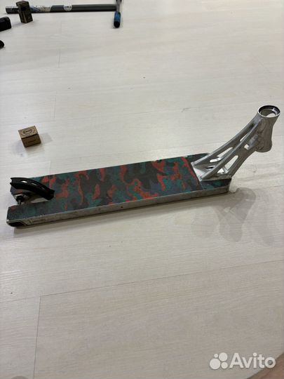 Доска для трюкового самоката