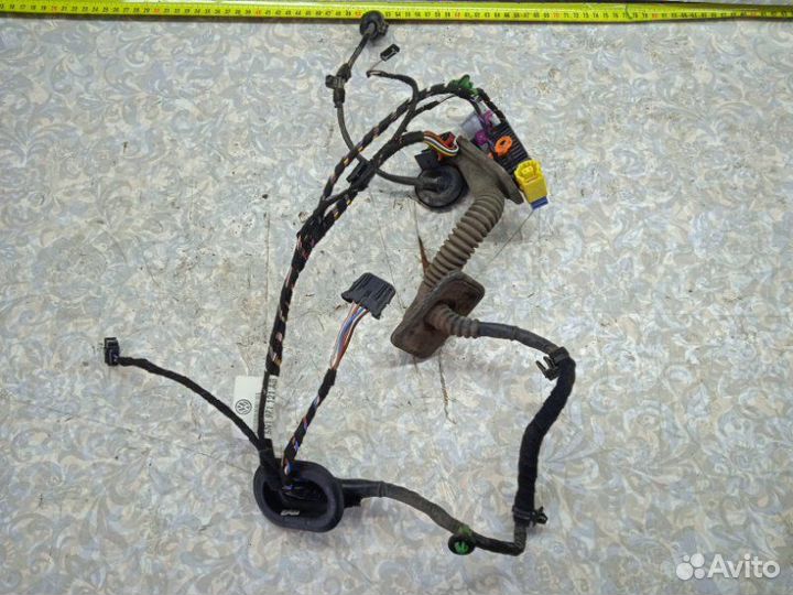 Проводка (коса) двери передняя правая Volkswagen