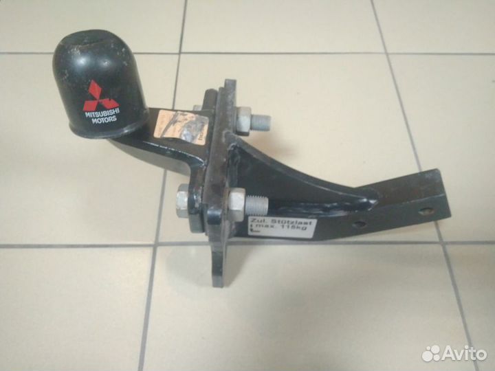 Mitsubishi L200 Фаркоп