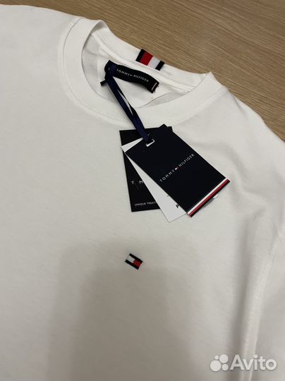 Tommy hilfiger футболка