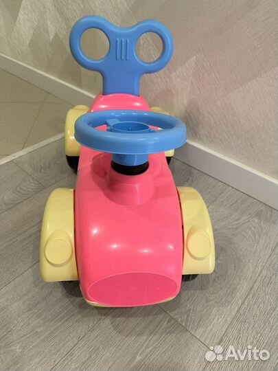 Машинка-каталка