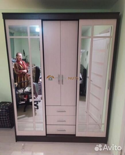 Шкаф новый