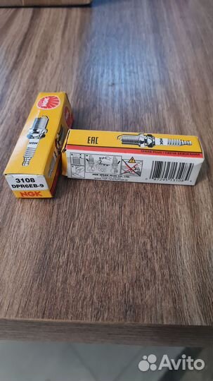 Свеча зажигания NGK DPR6-EB9