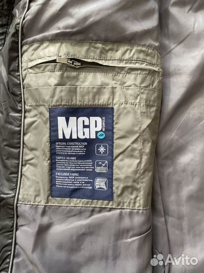 Курточка мужская