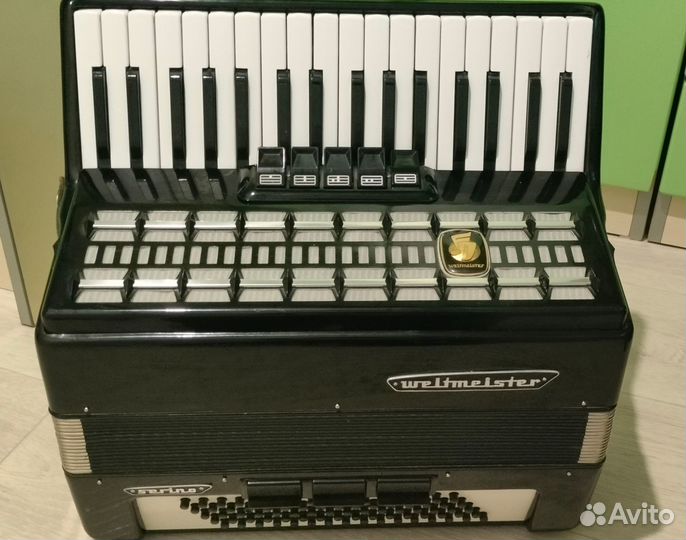 Аккордеон weltmeister serino