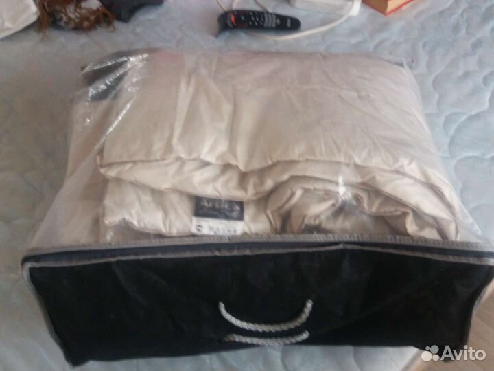 Одеяло 2х спальн.172*205 из вербл.шерсти/тик новое