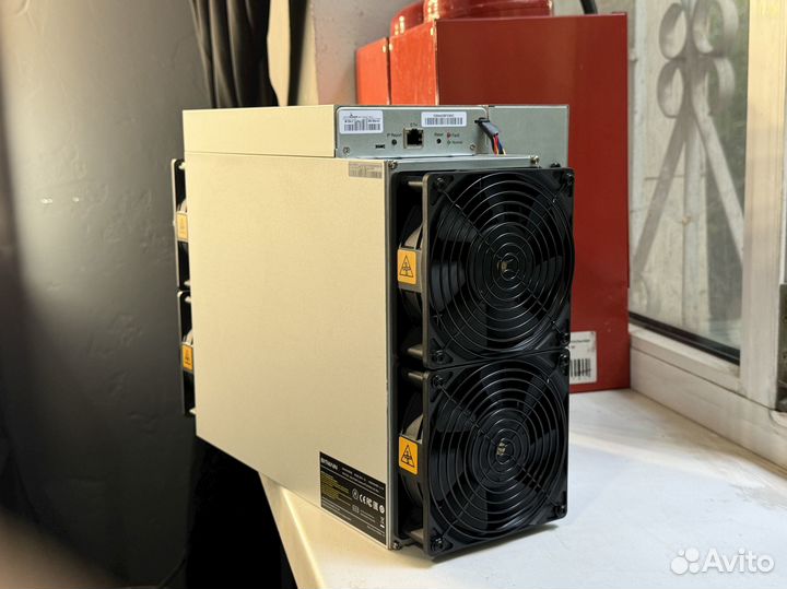 Antminer S21 200th флагман