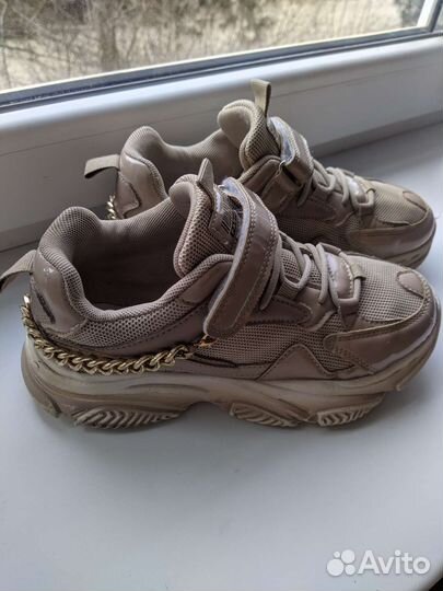 Кроссовки на девочку, девушку