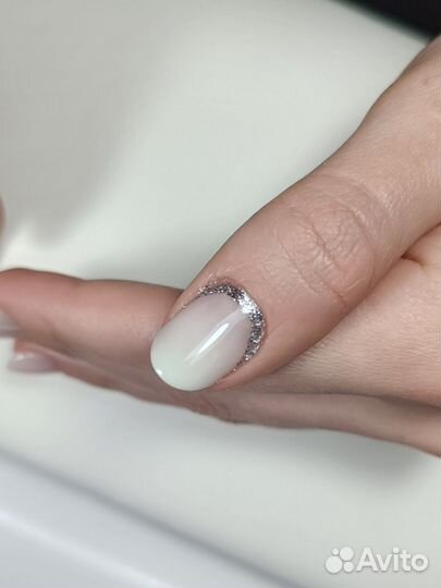 Маникюр с покрытием гель-лак