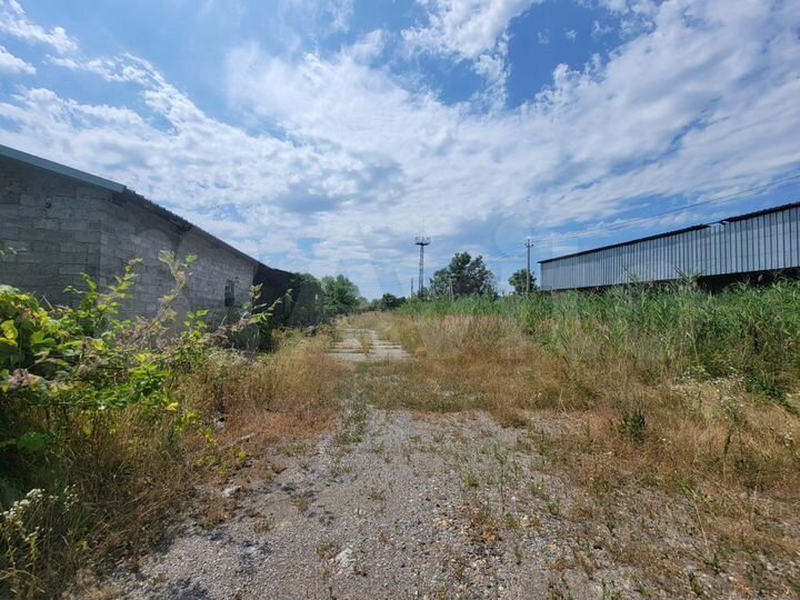 Земля 5,6 га со складами и офисом в Афипской