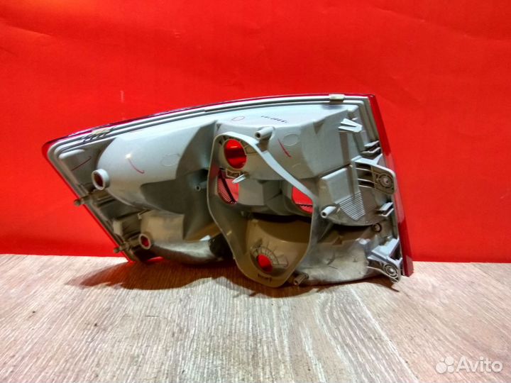 Задний правый фонарь Шкода Октавия А7