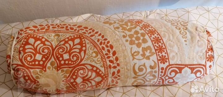 Продам подушку-валик ортопедическую гречишную