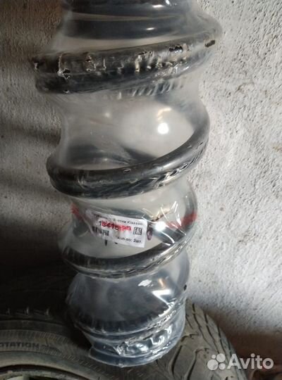 Продам передние пружины новые Форд фокус 2