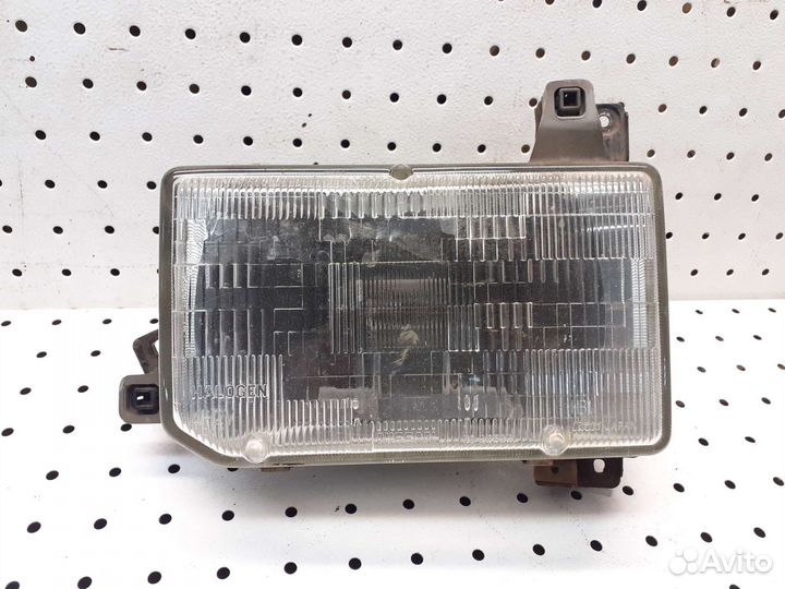 Nissan Pathfinder wd21(америка) фара левая