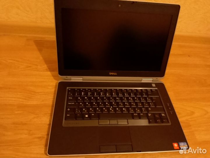 Ноутбук dell latitude
