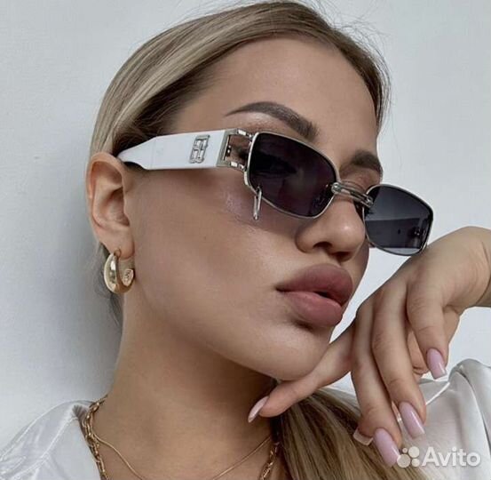 Солнцезащитные очки