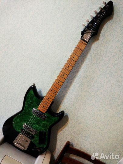 Электрогитара