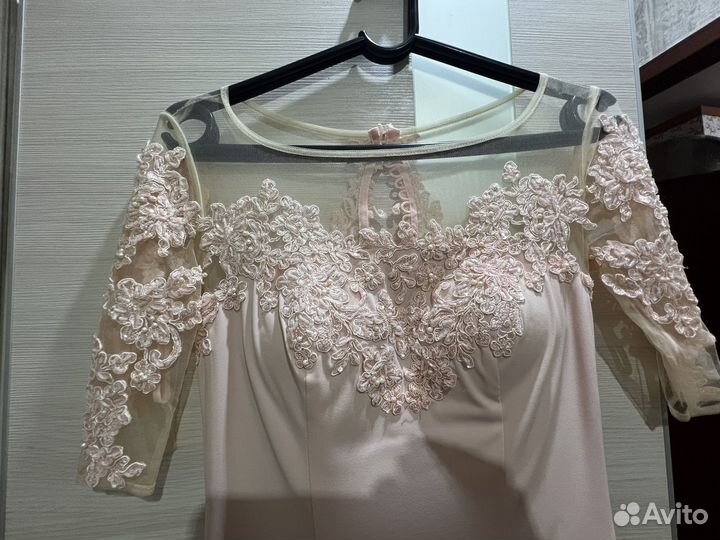 Платье женское вечернее