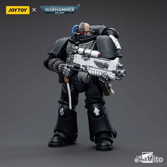 JoyToy Warhammer 40k Iron Hands - Brother Gravak
