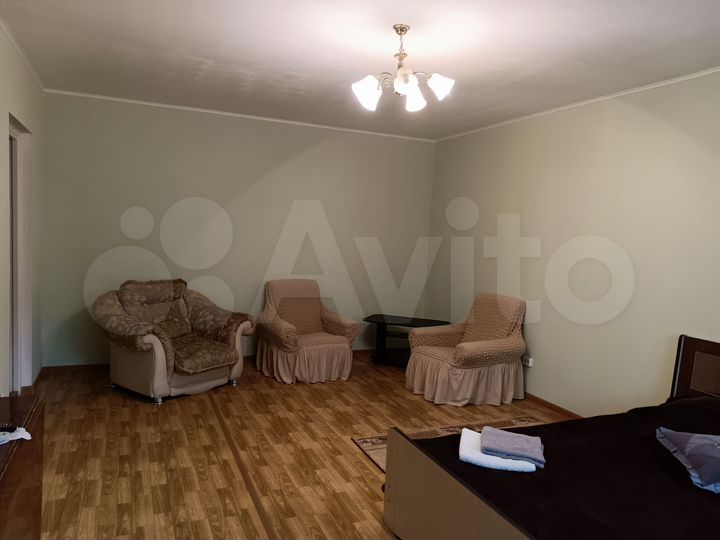 2-к. квартира, 90 м², 3/10 эт.