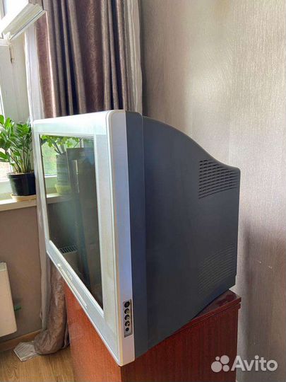 Телевизор ЭЛТ Philips 29