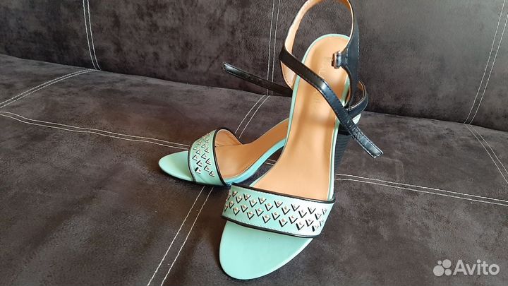 Босоножки женские 38 размер
