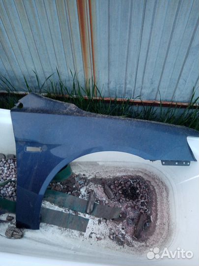 Крыло Митсубиси Ланцер Х