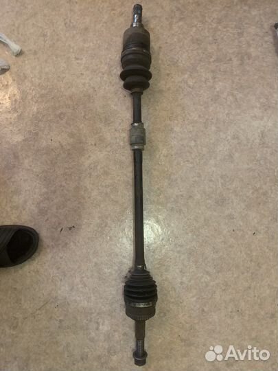 Привод на Nissan Sunny FB15 АКПП, R