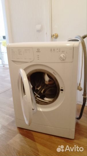 Стиральная машина indesit