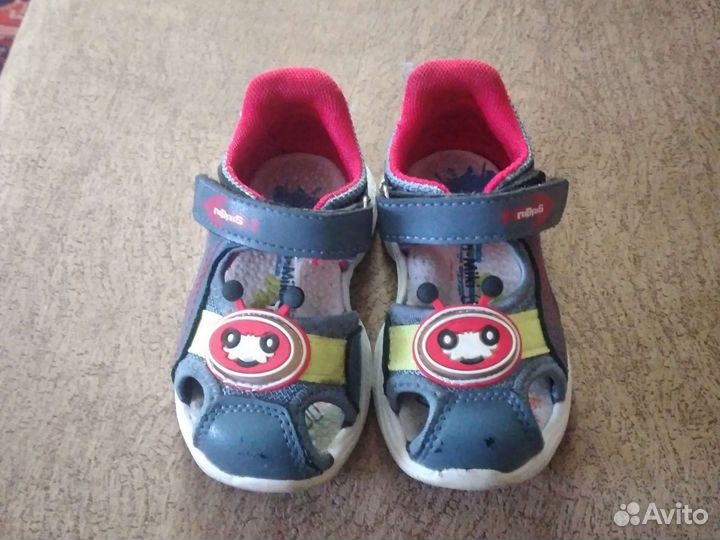 Сандали детские