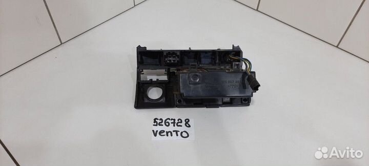 Пепельница (Volkswagen Vento)