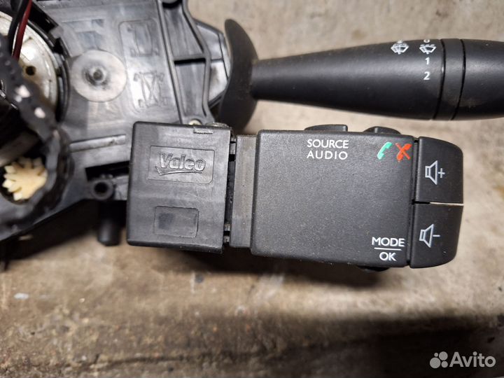 Подрулевой переключатель Renault Sandero 2 Logan 2